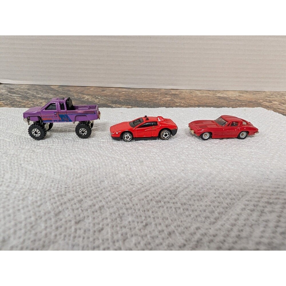 Micro Machines Lot & Random Vehicles - Picture 8 of 8
